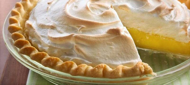 Lemon Meringue Pie seems to say warm weather, maybe because it's as yellow as sunshine and has clouds of sweet meringue. Simple to love, it was a real challenge to make until now.