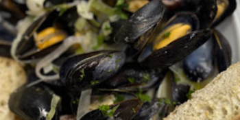 Pennsylvania Foodies Are Flocking to a Gas Station in Greeley