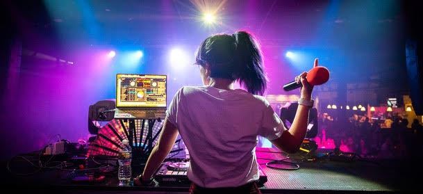 Taylor Swift Where to Pre-Game the Eras Tour in Philly