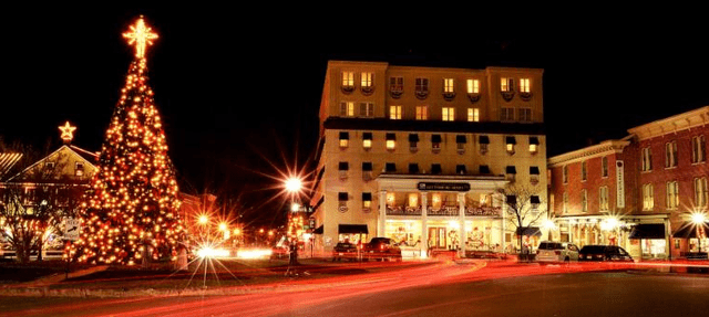 11 Must-Visit Christmas Towns in Pennsylvania