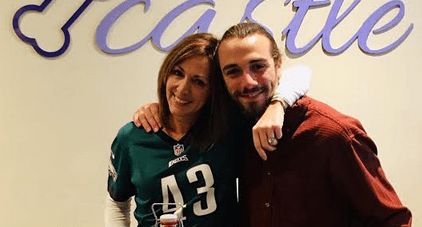 Santa Lands at Maddie's Castle for Noah's Ark Animal Rescue Project