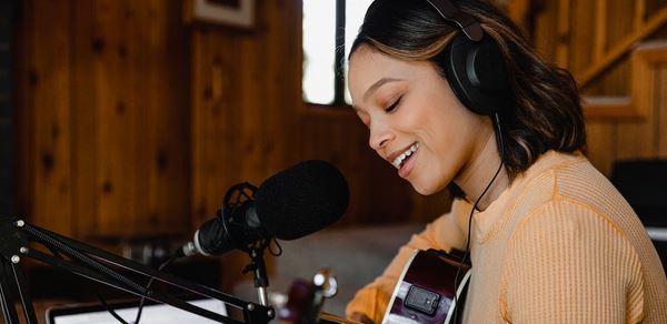 A Guide to Designing Cover Art for the Modern Music Industry