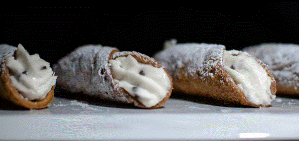 Where to Find Cannoli's in Philadelphia