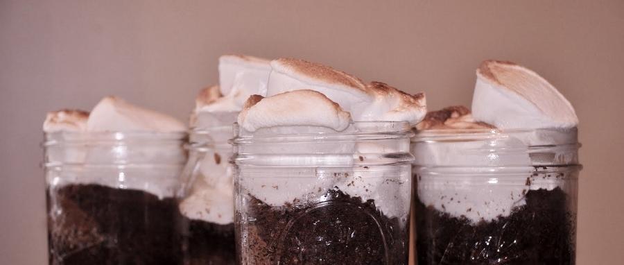 Desert 101: S’mores Cake's in a Jar