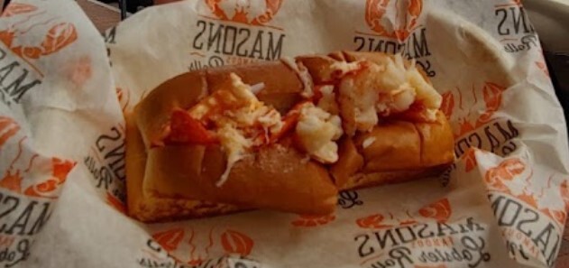 Where to Find the Best Lobster Rolls in Maryland