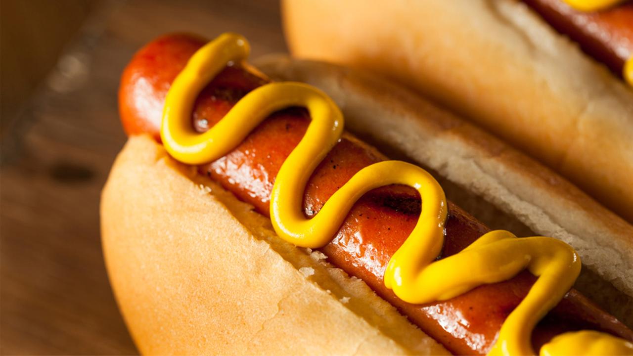 How to Cook the Perfect Hot Dog 