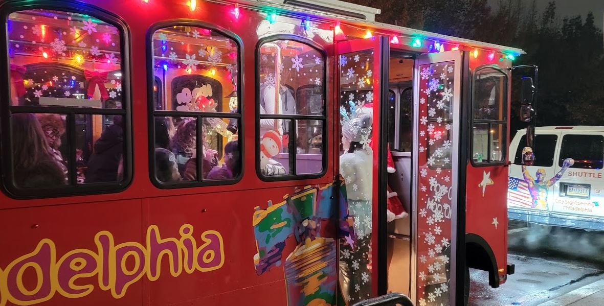 Best Christmas Lights Trolley Tours in Philadelphia