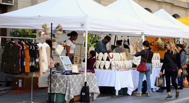 Spring Blooms at Dilworth Park: Philadelphia Marketplace