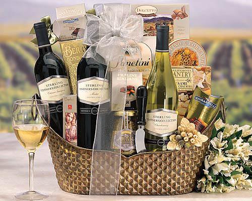 Create Holiday Gourmet Gift Basket