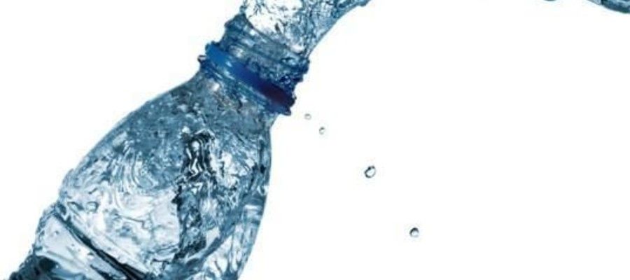 Philadelphia Residents Rush to Buy Bottled Water