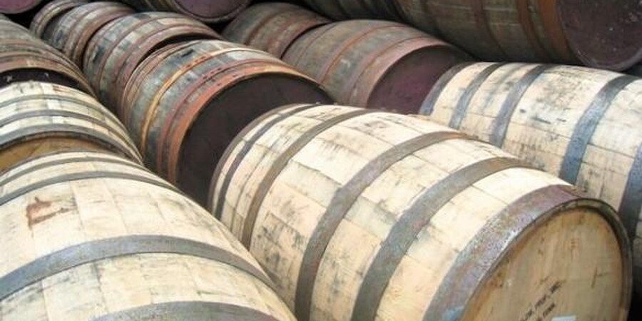 Whisky 101: New Barrels or Old