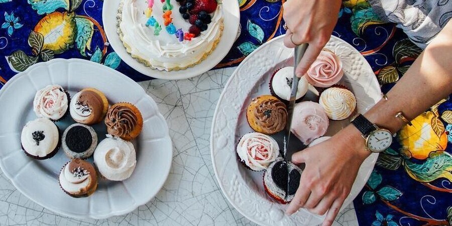 Picking Holiday Delicious Desserts