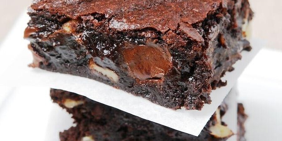 Fudgy Fig-Nut Brownies Simple & Easy 