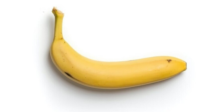 How Many Calories and Carbs Are in a Banana?