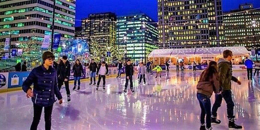 Where to Ice Skate in Philadelphia