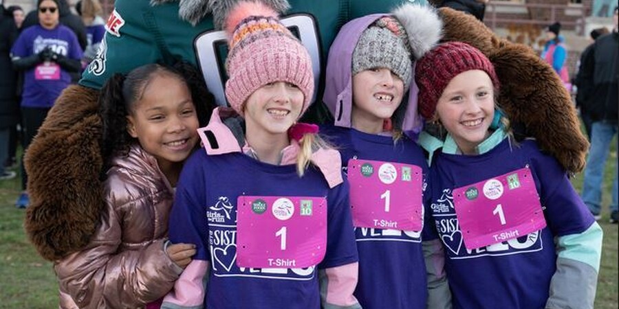 Girls on the Run Philadelphia Team up The Eagles Wide Receiver