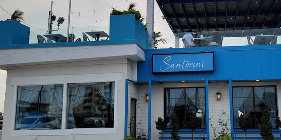 Santorini Mediterranean Fare in Wildwood