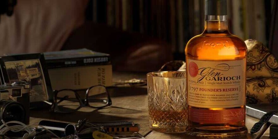 Glens Scotch Whisky Guide
