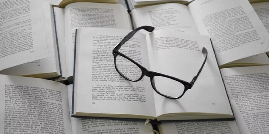 Literature as a Tool to Encourage Critical Thinking Among Students