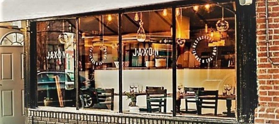Jaxon BYOB is seeking to serve some of the best seasonal locally sourced products, and we were not let down. Some of the food products come from local farms such as Plowshare, Overbrook, and Green Meadow, and various urban gardens. 