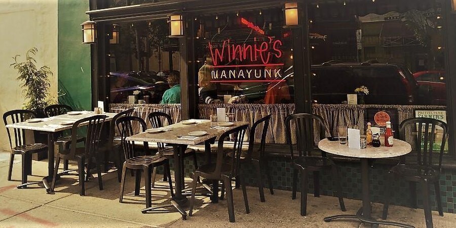 Winnie’s Le Bus has been on Manayunk’s Main Street. Patrons frequent Winnie’s to enjoy eclectic American food that is homemade with locally sourced ingredients. Chef John O’Brien runs the kitchen here and next door at Winnie’s sister restaurant, Manayunk's Smokin‘ Johns BBQ.