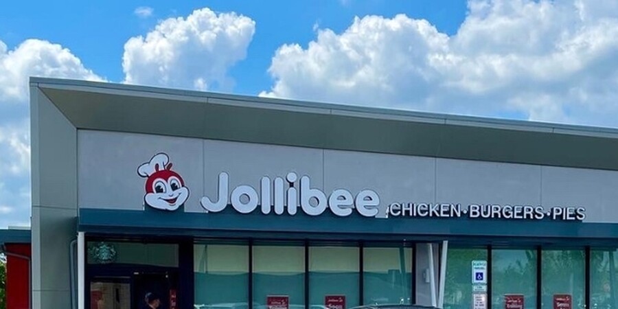 Jollibee Opens Restaurant In Philadelphia