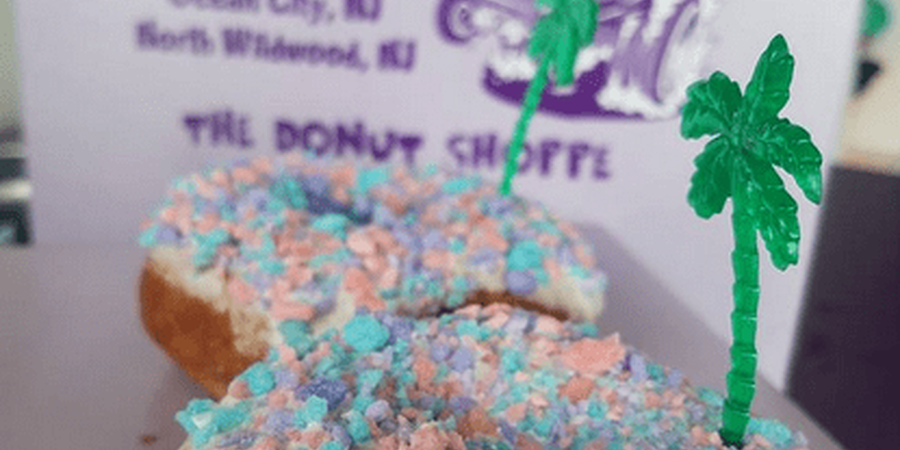 The Fractured Prunes Wildwood Days Donut