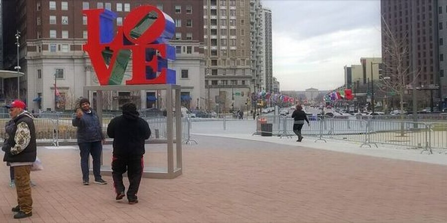 LOVE Sculpture Returns to Love Park 