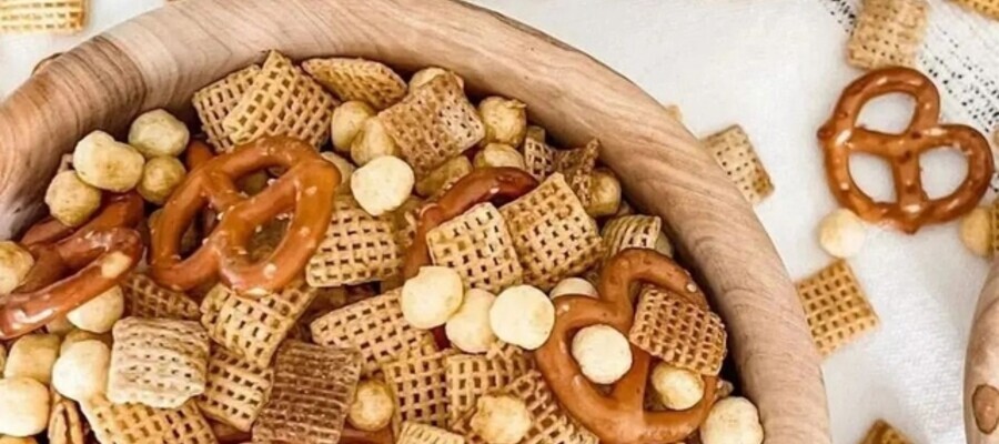 How to Make a Big Batch of Homemade Chex Mix