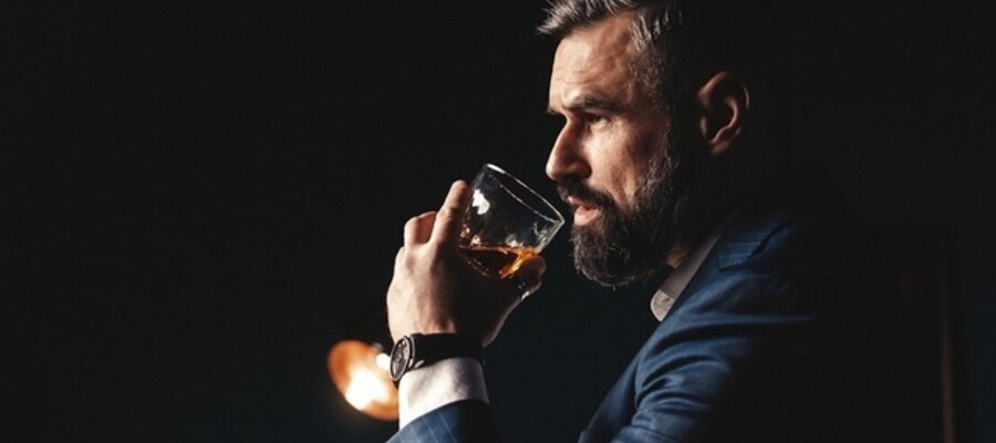 9 Tips For Enjoying Your Whiskey Like A Pro