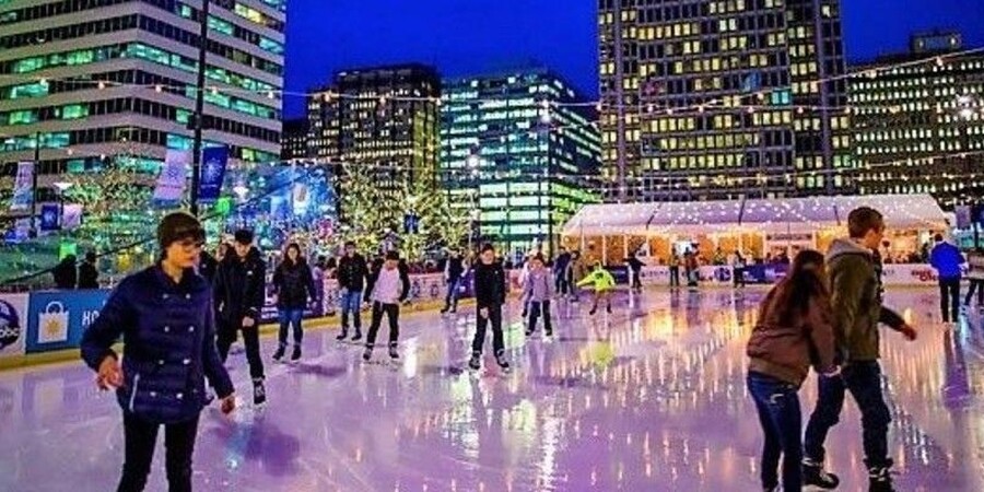  2020 Winter at Dilworth Park Continues into the New Year