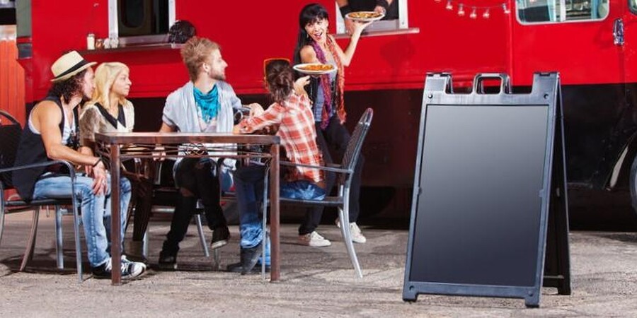 Philly Food Trucks Returning to The 30th Street Porch