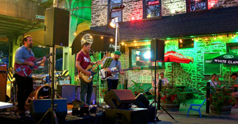 Main Street Manayunk Lights Up for "Stroll After Hours" 