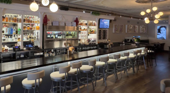 Bar Avalon Review